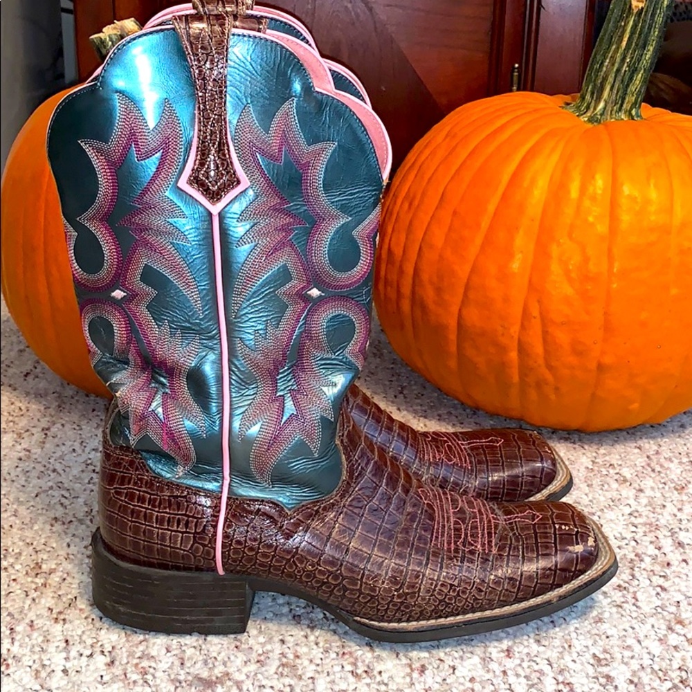 Ariat cowboy boots